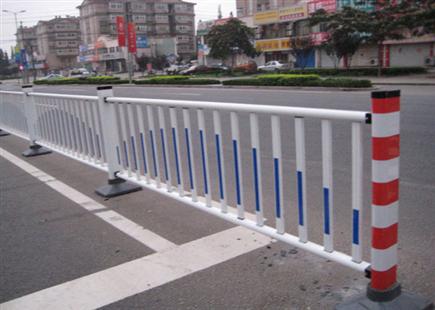 道路护栏